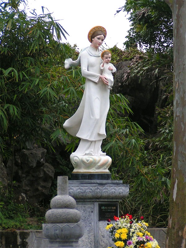 Nuestra Señora de La Vang